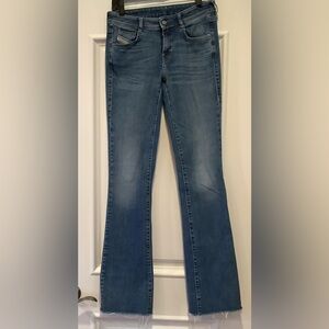 Diesel Industry Women’s Blue Jeans Size 28 Flare Legs Raw Hem Medium Wash Denim
